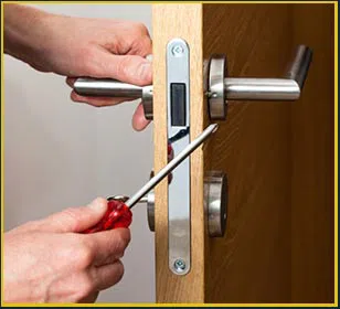 Chicago Main Locksmith Chicago, IL 312-585-3790 Chicago Main Locksmith Chicago, IL 312-585-3790